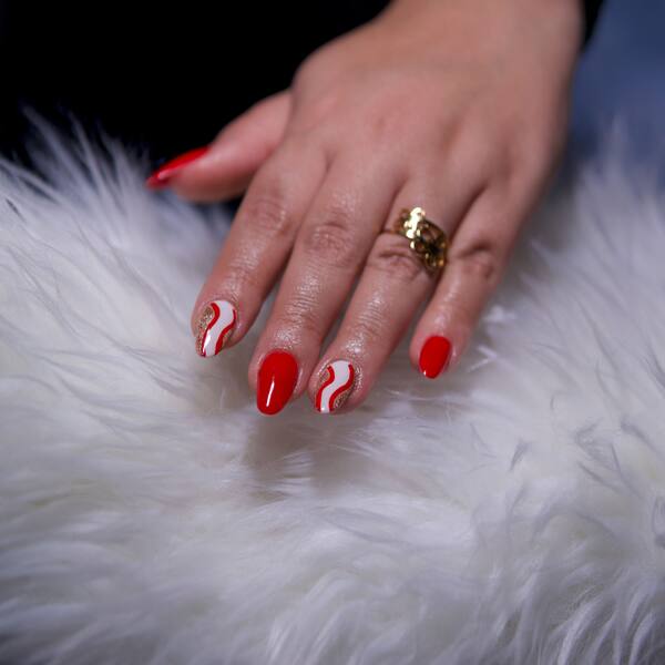 Elegant nail design