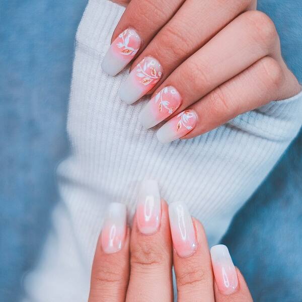 Seasonal nail design